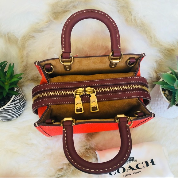 Authentic Brand New Coach Rogue 17 CB573 In Colorblock - Picture 7 of 13